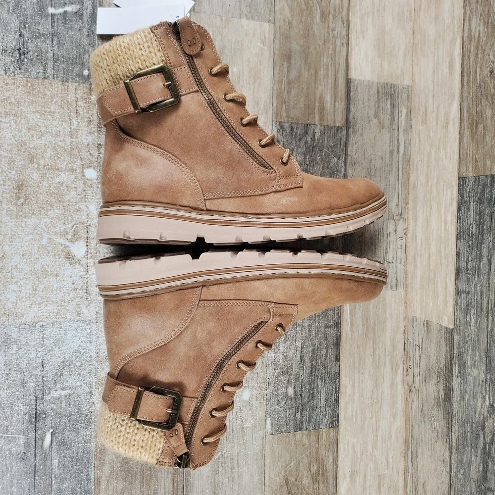 Cliffs by White Mountain Kelsie Womens Bootie Sz 9.5 M Natural Hiking Ankle Boot